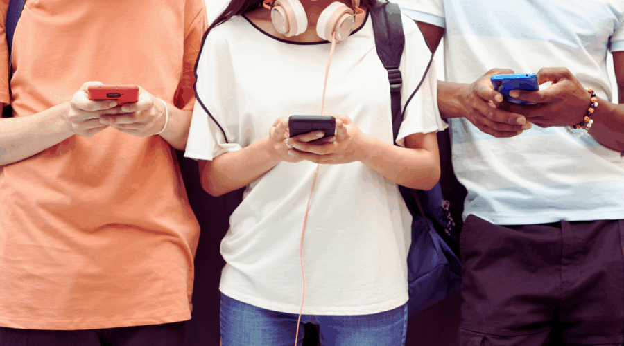 Is Technology Making It Harder to Be Alone with Your Thoughts